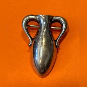James Avery retired Bud Vase Pin